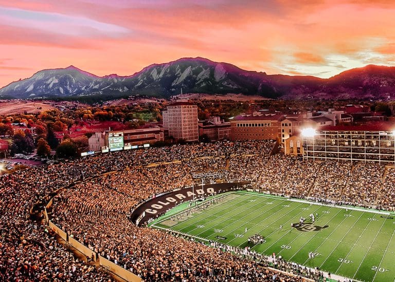 does the university of colorado at boulder require an essay