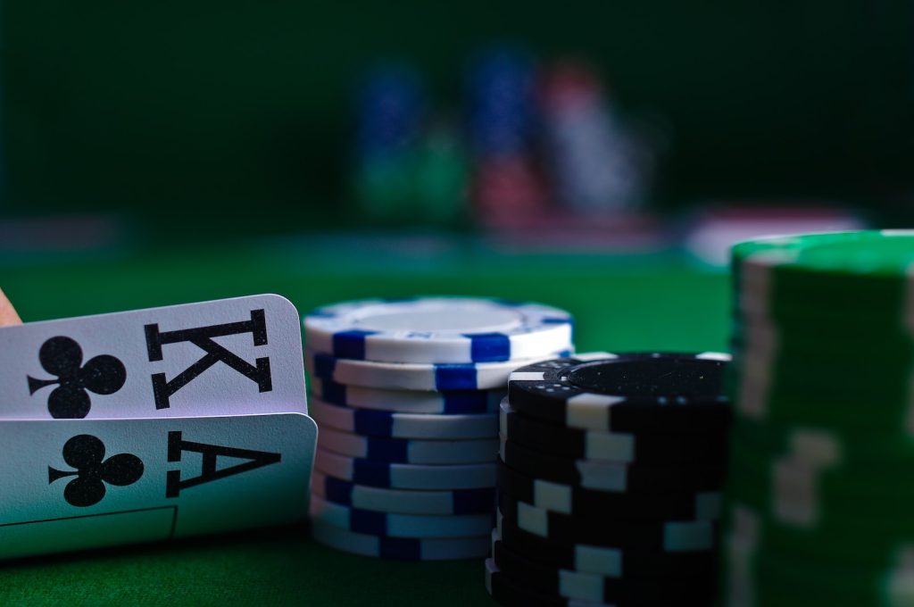 4 Things You Need To Know Before Entering An Online Casino - AboutBoulder.com