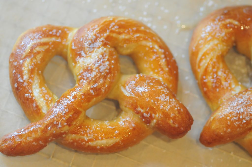 The-Best-Soft-Pretzels-in-Boulder-Colorado-A-Guide-to-the-Citys-Finest-Snacks.jpeg
