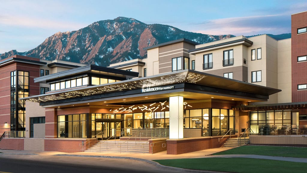 5-Best-Budget-Hotels-in-Boulder-Colorado-for-the-Perfect-Vacation.jpeg