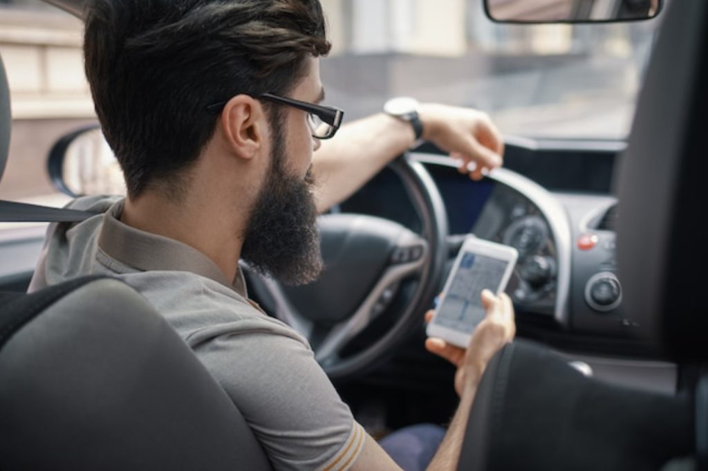 How Excess Smartphone Usage is Leading to Car Accidents in Denver - AboutBoulder