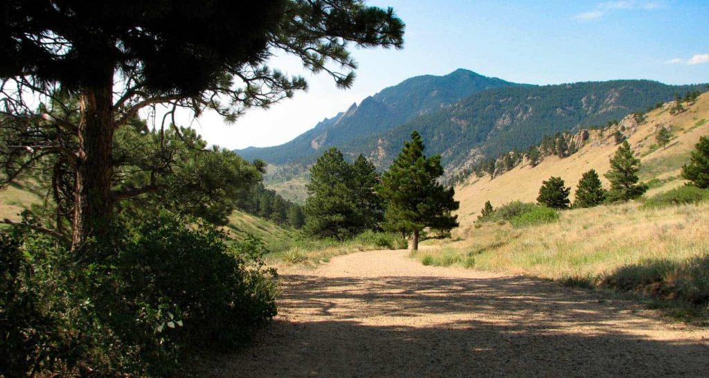 Conquering the Challenge: A Hiker's Guide to Mount Sanitas in Boulder