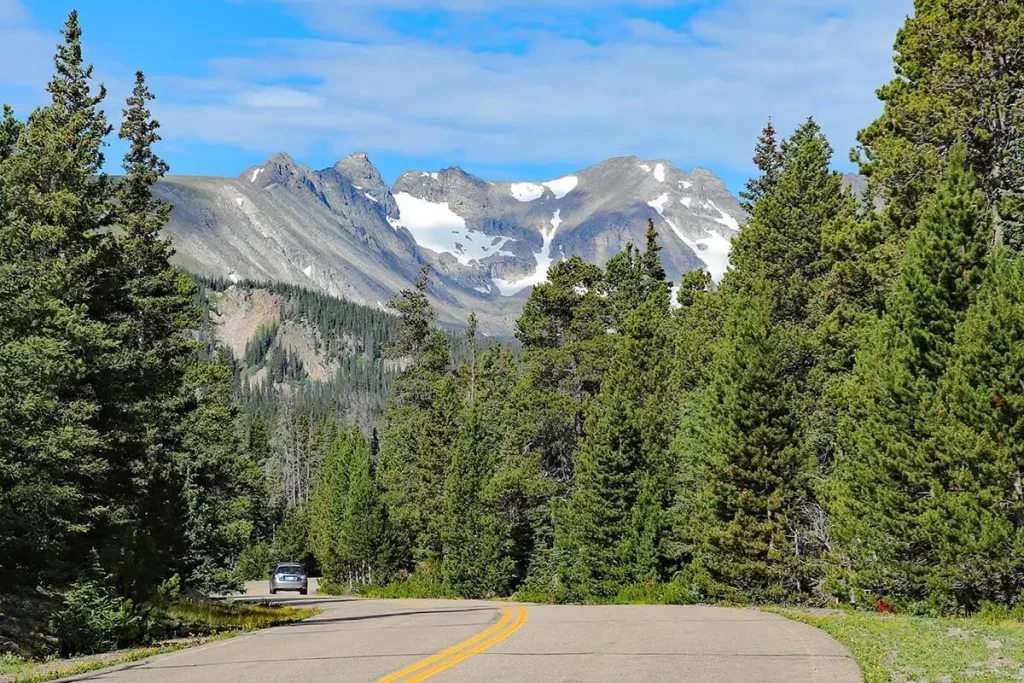 Unforgettable Adventure: 5 Compelling Reasons to Take a Day Trip from Boulder to Rocky Mountain National Park